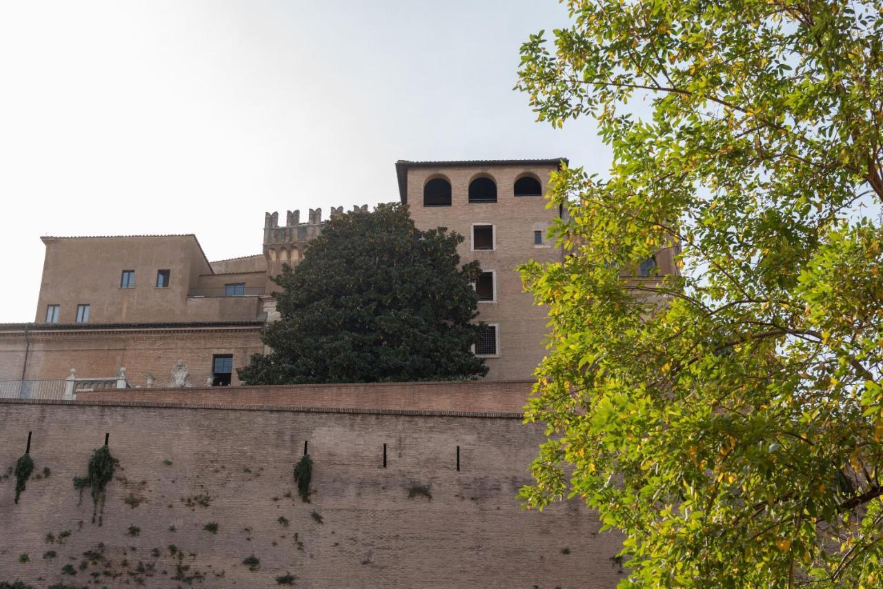 Rhome Hosting, Rome