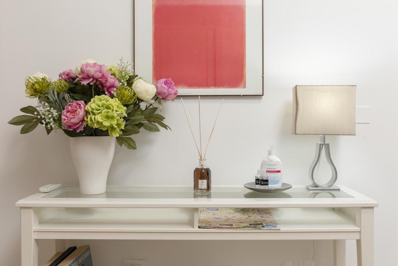 Rhome Hosting — Photos 3